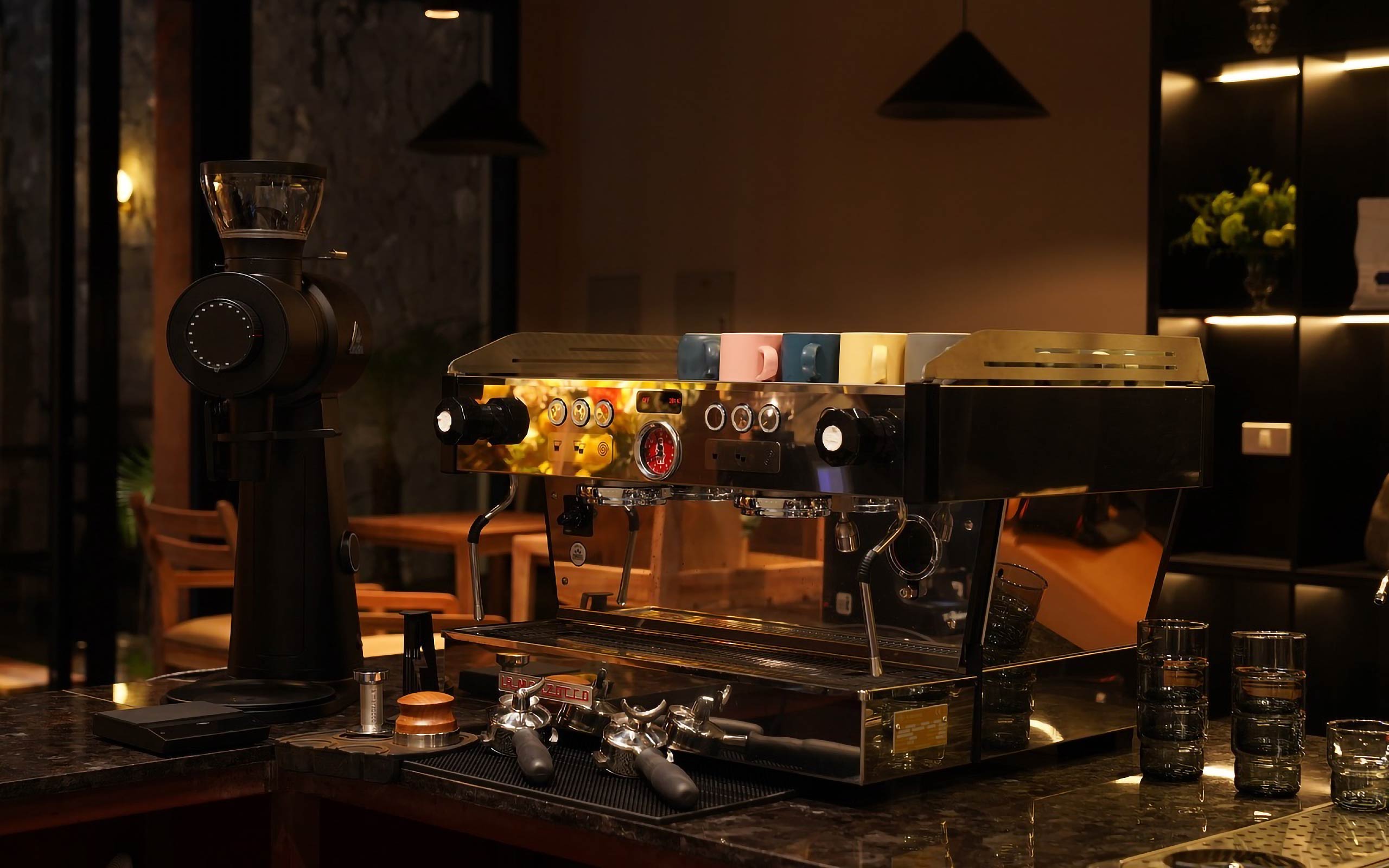 TreeCreative Thiet ke logo Coffee BisBrew 01